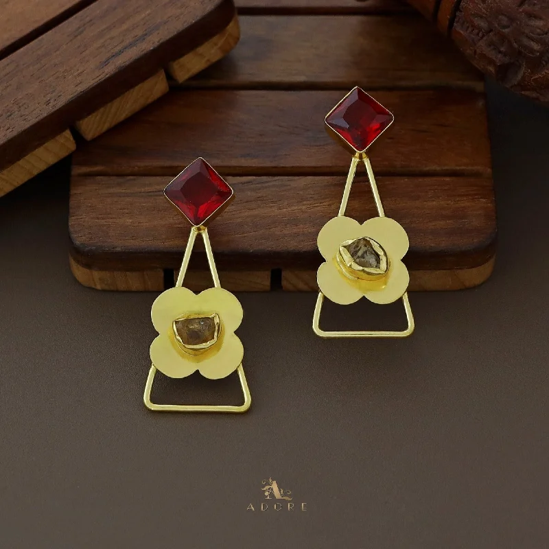 Women’s luxury diamond stud earrings-Cella Glossy Diamond Triangle Flower Raw Stone Earring