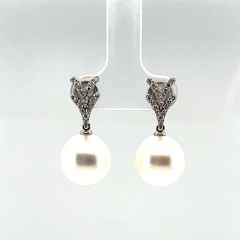 Women’s chic earrings-White South Sea Pearl and Diamond Earring