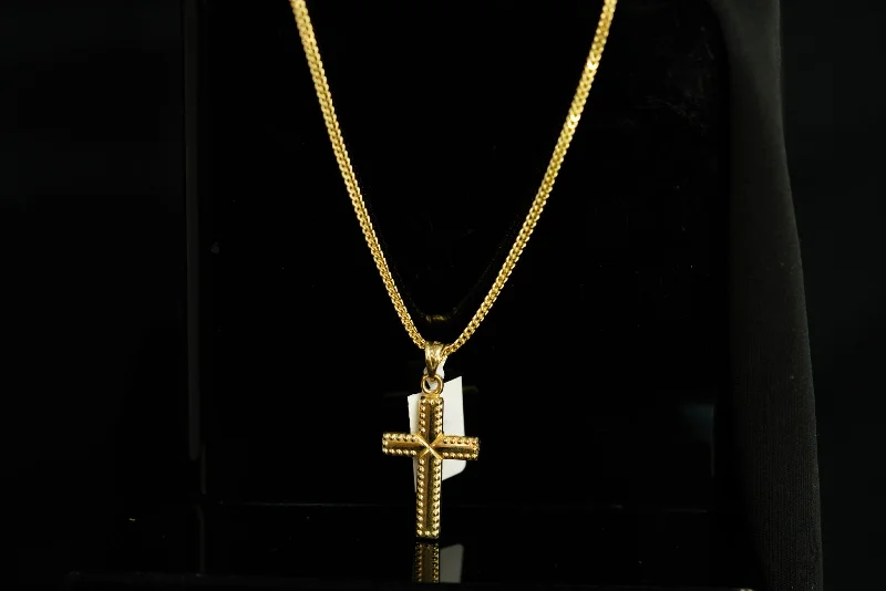 Women’s antique style necklaces-10k Chain with Cross Pendant