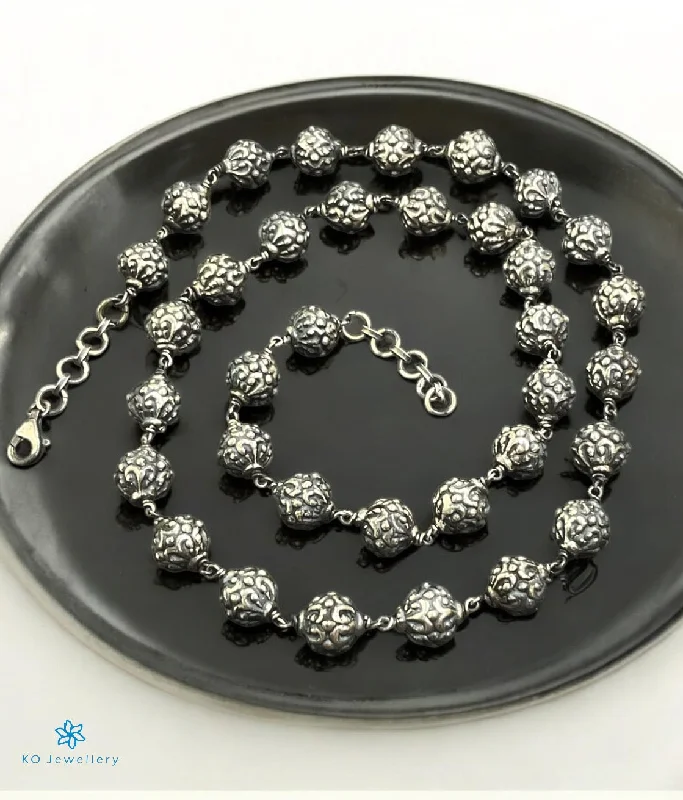 Women’s gemstone necklaces-The Rudraksha Beads Silver Chain (Oxidised)