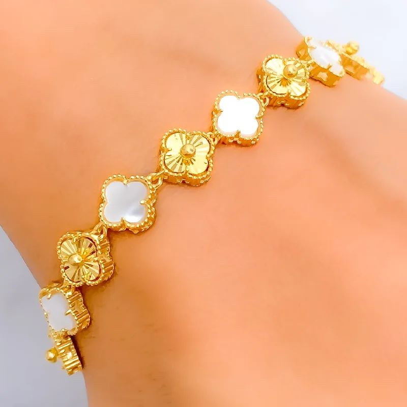 Women’s statement bracelets-Fancy Alternating 21k Gold Clover Bracelet