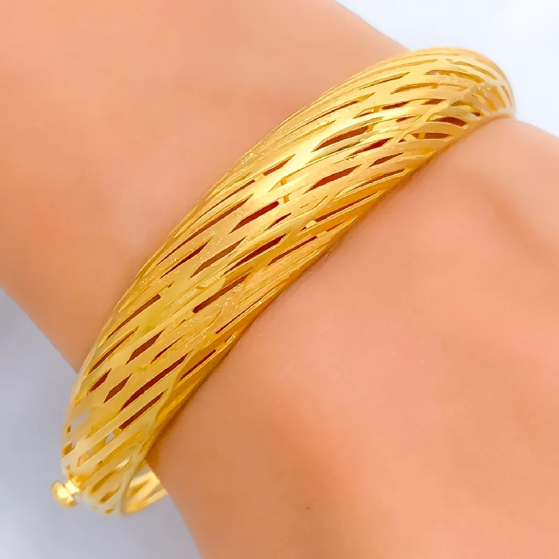 Women’s dainty bracelets-Majestic Sleek 21k Statement Bangle Bracelet