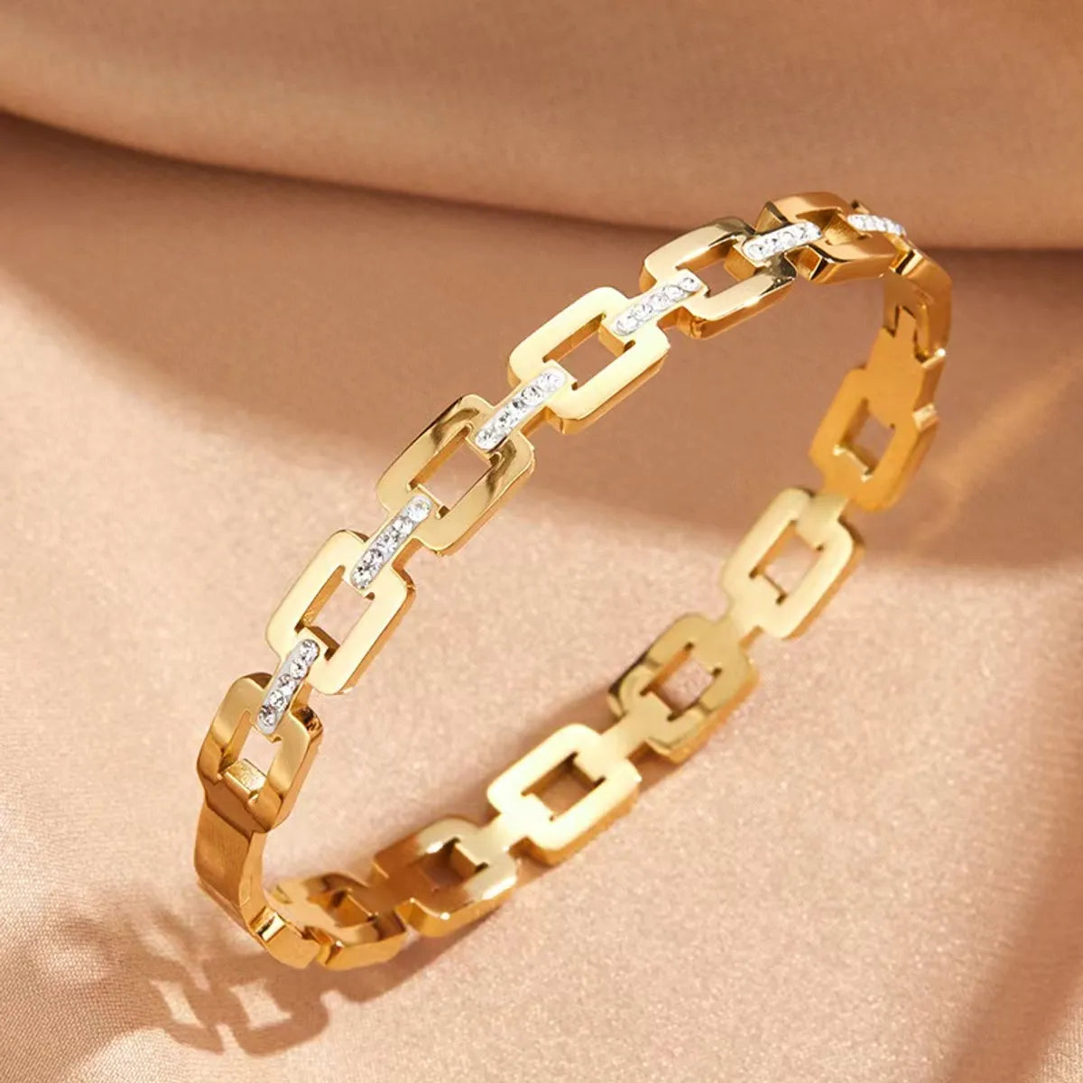 Women’s twisted bracelets-Simple Style Geometric 201 Stainless Steel Gold Plated Rhinestones Bangle In Bulk