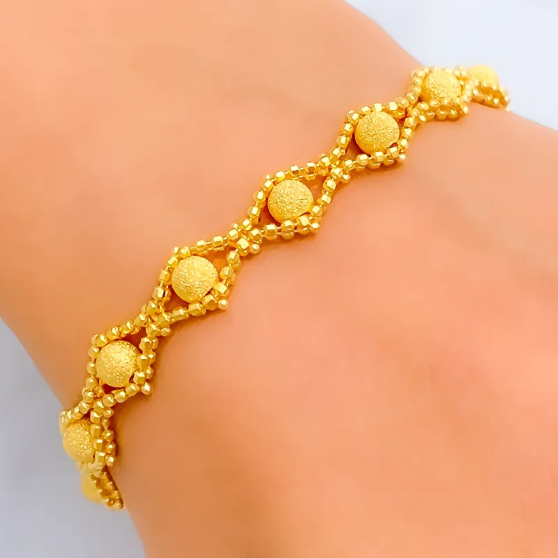 Women’s casual bracelets-Lovely Fashionable 22K Gold Bracelet