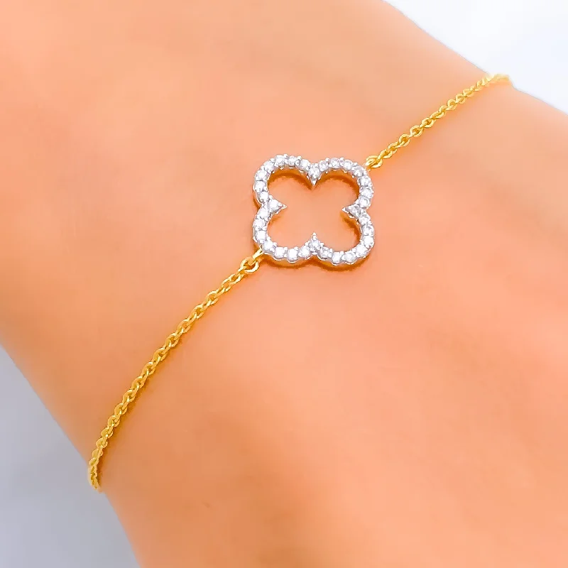 Women’s elegant bangles-Blooming Clover-Shaped Diamond + 18k Gold Bracelet