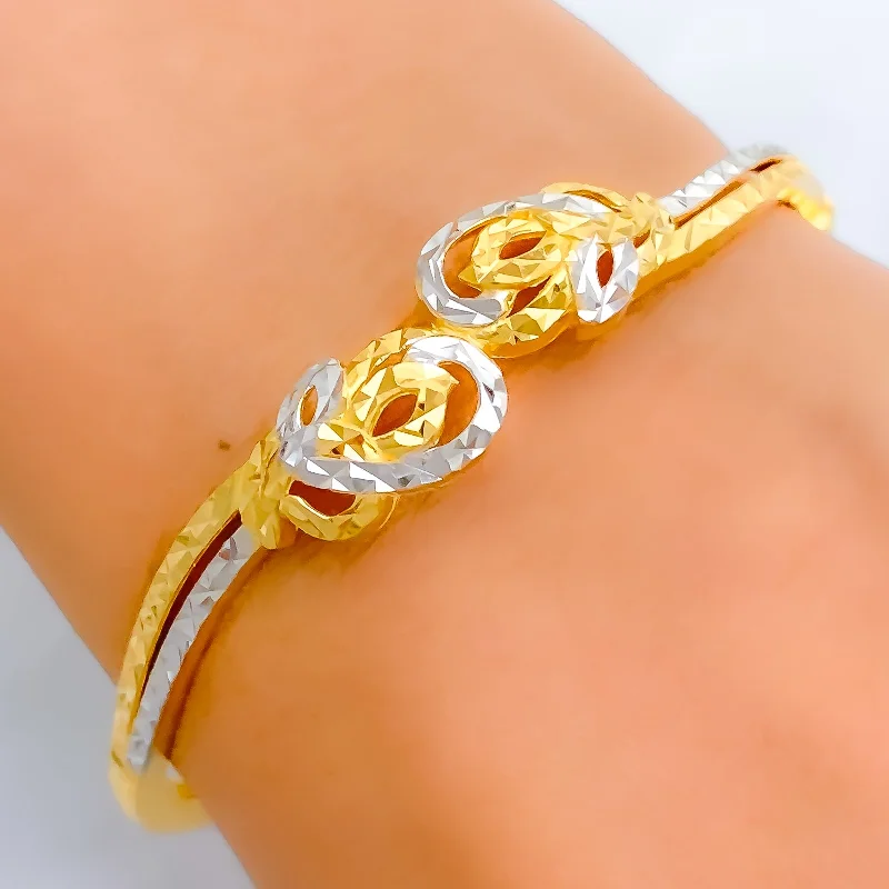 Women’s antique bangles-Ritzy Abstract Leaf Bangle Bracelet