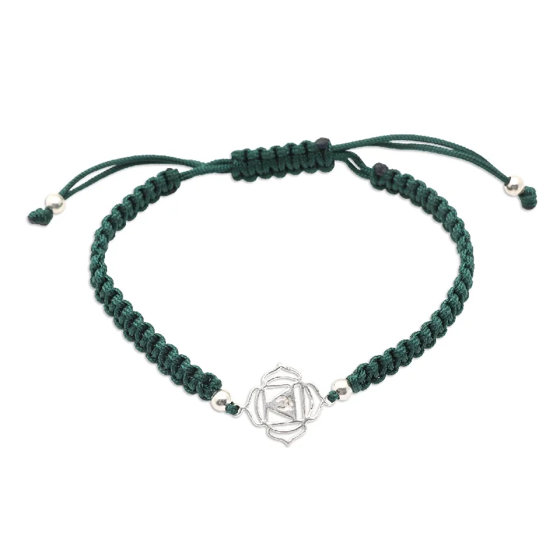 Women’s gemstone studded bracelets-Novica Handmade Green Muladhara Sterling Silver Macrame Pendant Bracelet