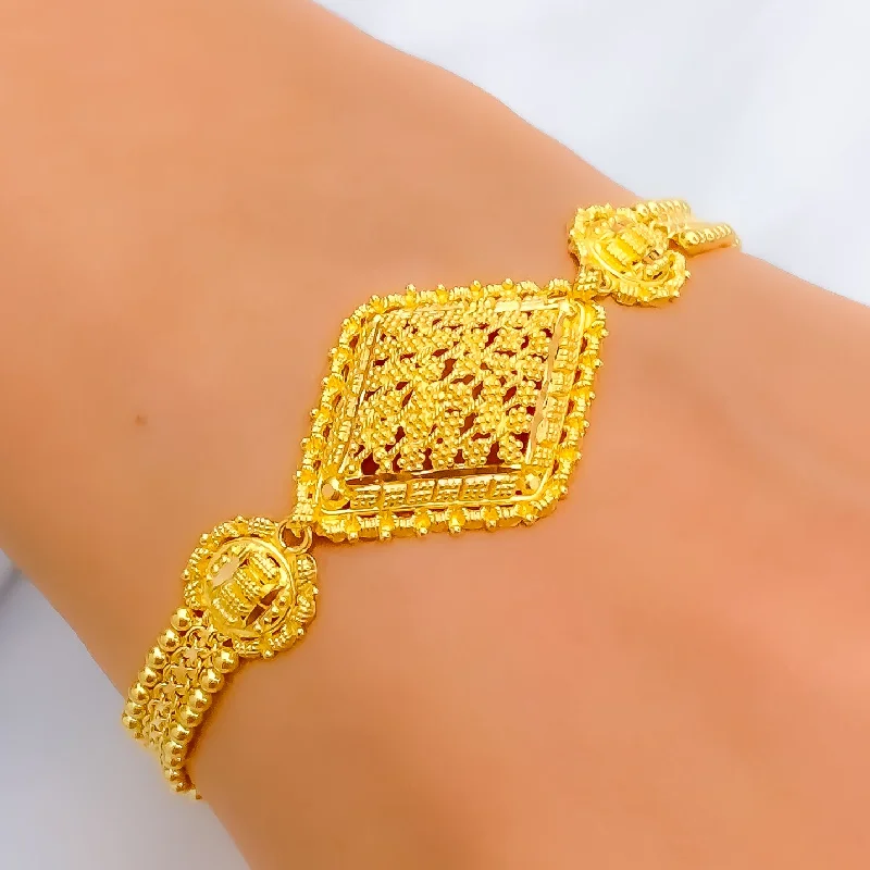 Women’s birthstone bracelets-Ethereal Trendy 22k Gold Bracelet