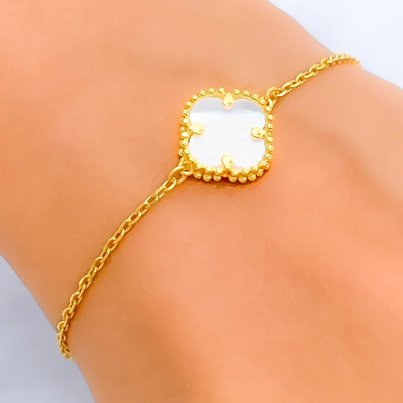 Women’s personalized bracelets-Exclusive Tasteful 21k Gold Clover Bracelet