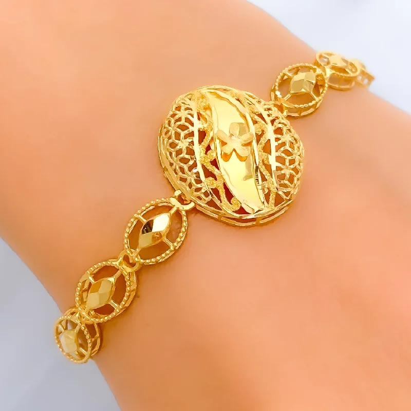 Women’s vintage bracelets-Lavished Detailed 21k Gold Bracelet