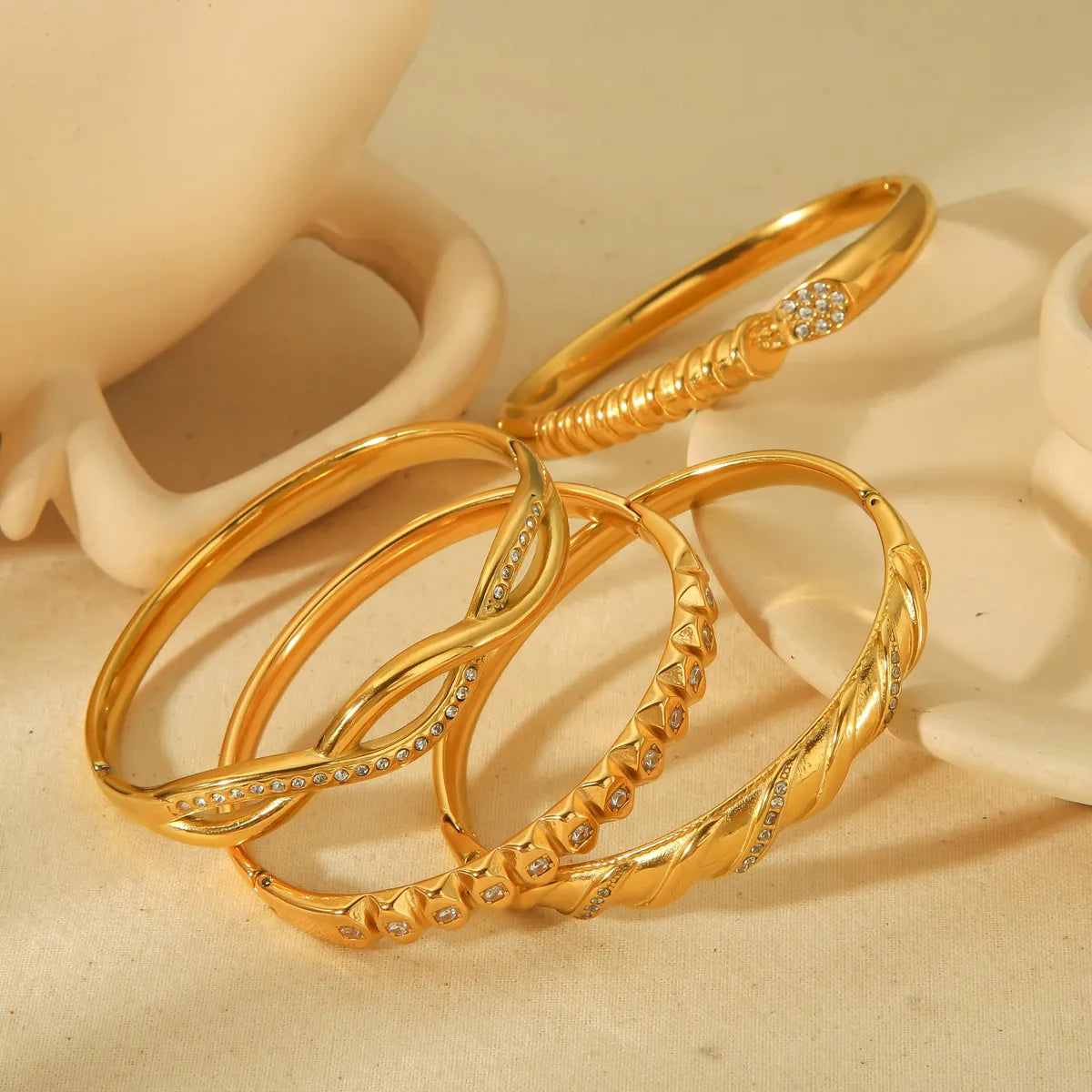 Women’s gold bangles-Elegant Luxurious Shiny Solid Color 304 Stainless Steel 18K Gold Plated Zircon Bangle In Bulk