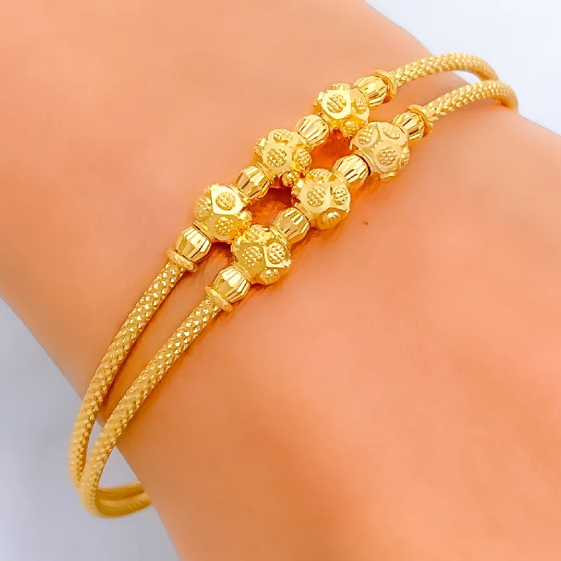 Women’s heart bracelets-Sleek Lightweight 22k Gold Bangle Bracelet