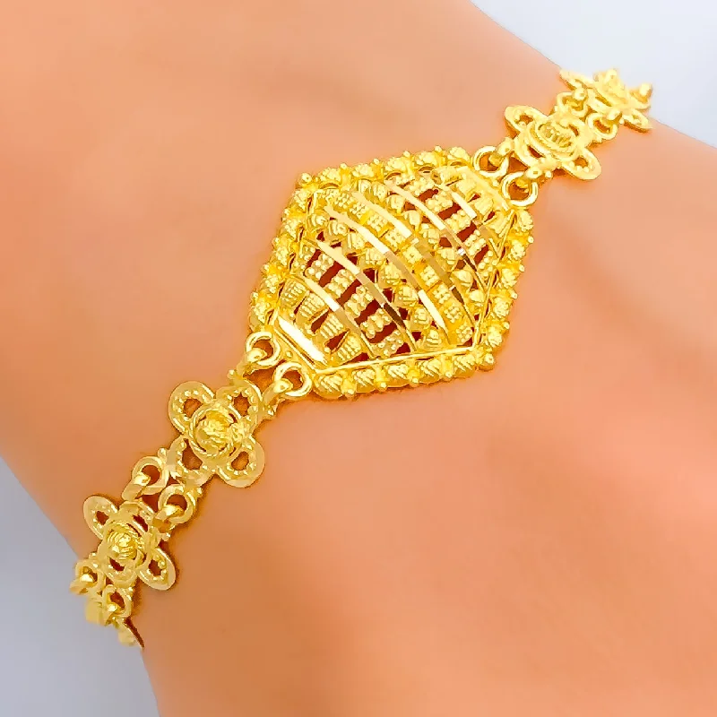 Women’s gemstone studded bracelets-Upscale Fashionable 22k Gold Bracelet