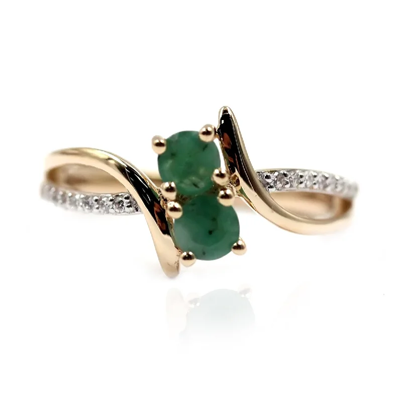 Women’s vintage wedding rings-14Kt Yellow Gold Emerald and Diamond Ring