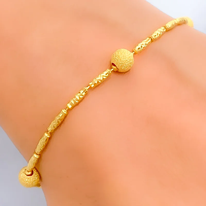 Women’s wrap bracelets-Chic Sleek 22K Gold Bracelet