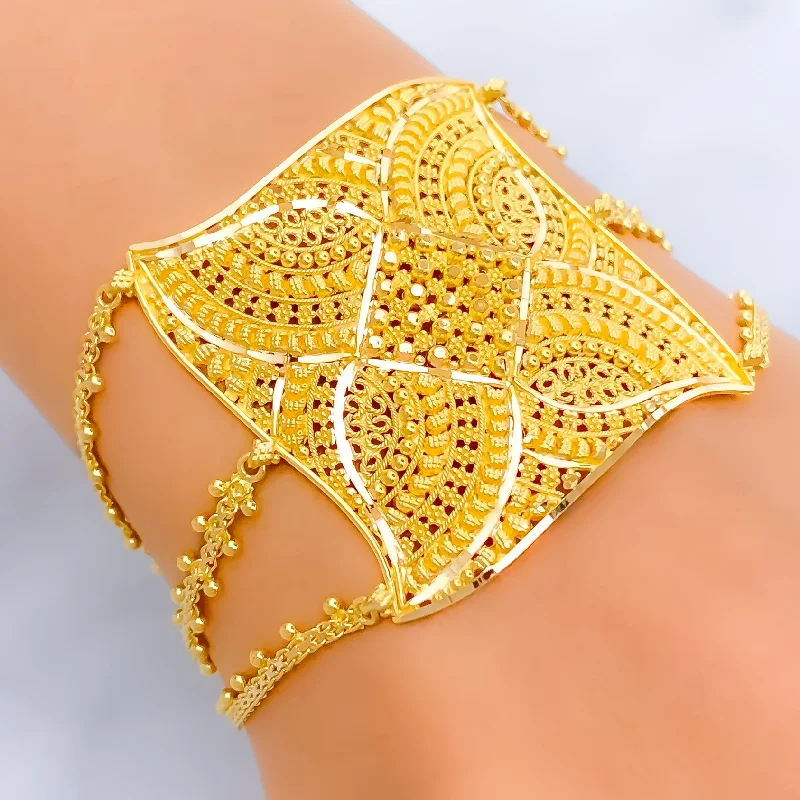 Women’s trendy bangles-Stunning Floral 22k Gold Statement Bracelet