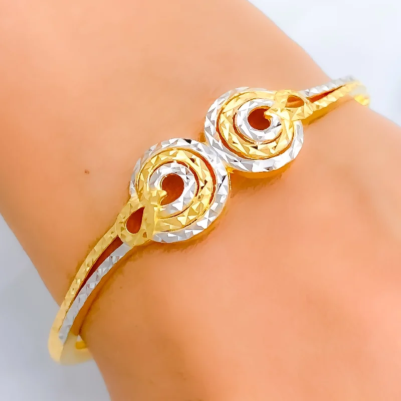 Women’s gold-plated bracelets-Mod Spiral Paisley 22kGoBangle Bracelet