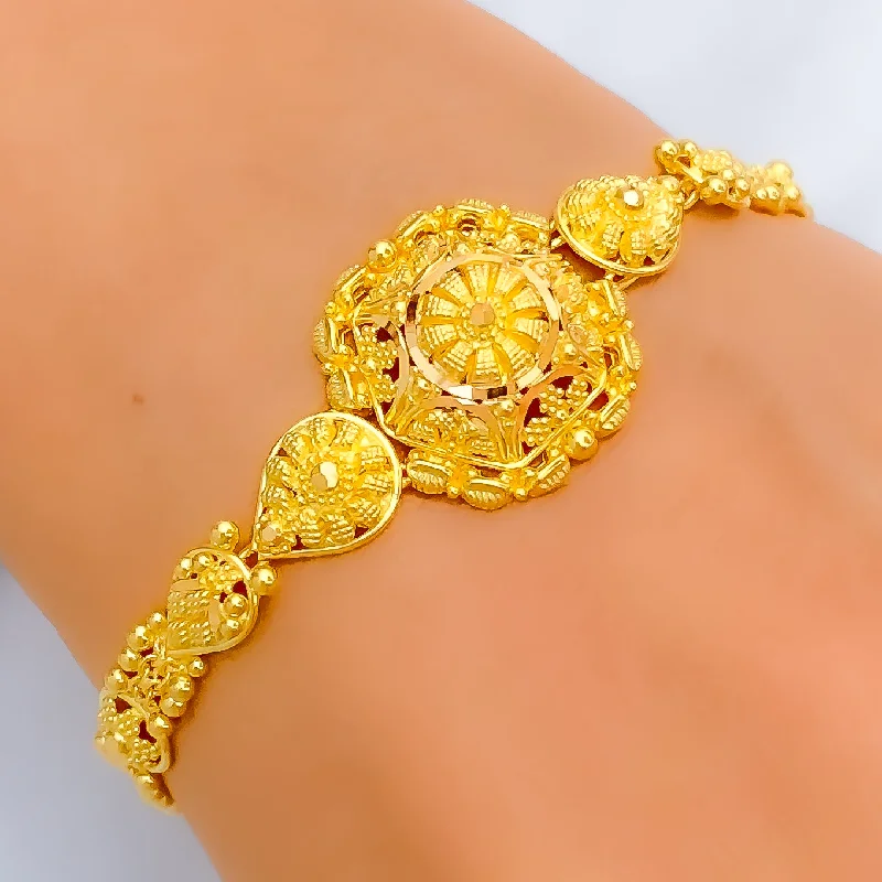 Women’s gold bangles-Iconic Delightful 22k Gold Bracelet