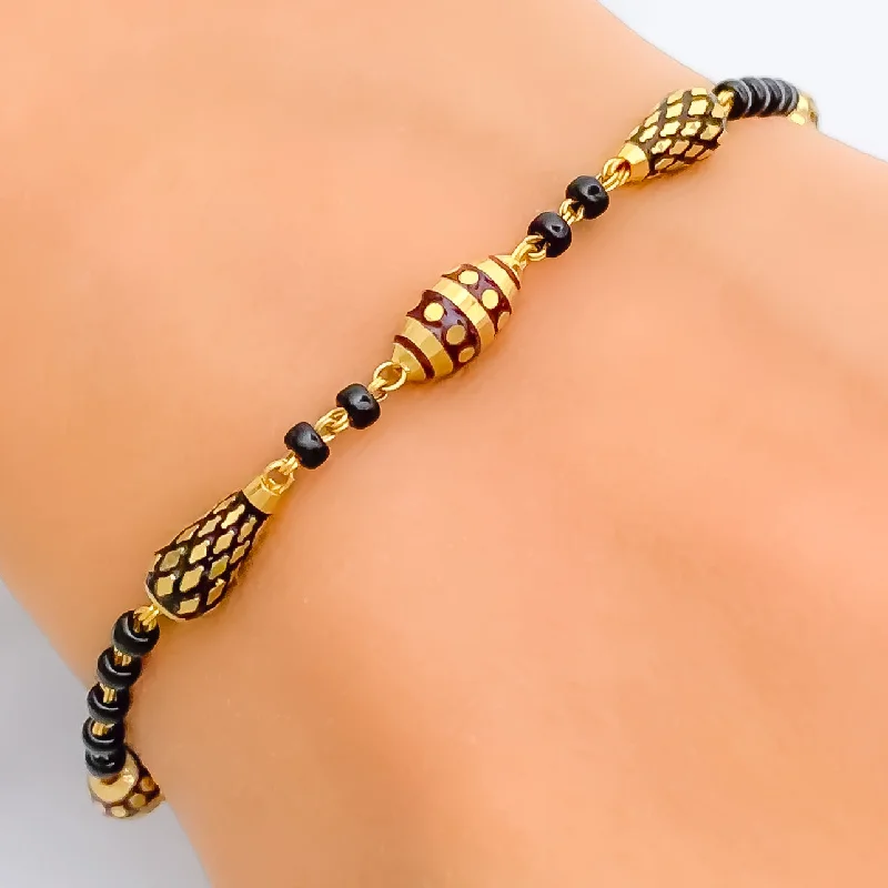 Women’s luxury diamond bangles-Attractive Smart 22k Gold Black Bead Bracelet