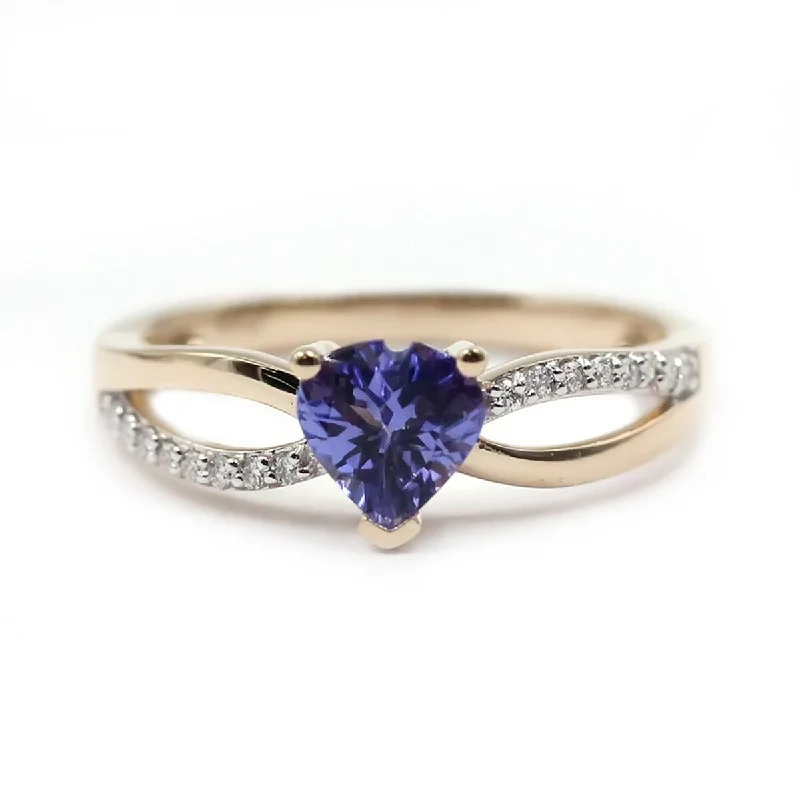 Women’s simple rings-14Kt Yellow Gold Tanzanite and Diamond Ring